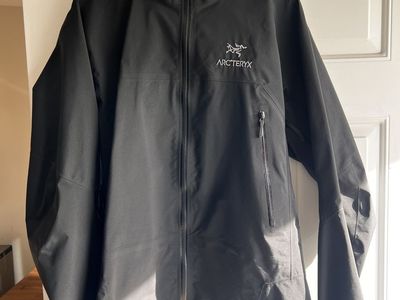 Arc'teryx Beta Long Jacket, Black, Size Large