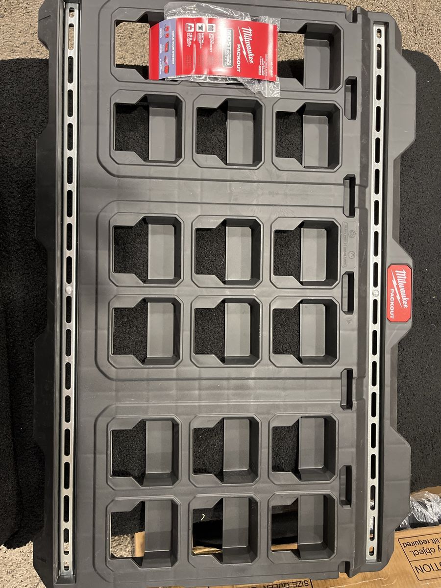 Milwaukee PACKOUT Mounting Plate - Tool Storage System Base for Custom Setups