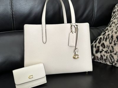 Coach Gallery Tote & Small Wallet Set - Chalk White Pebbled Leather - NWT Condition