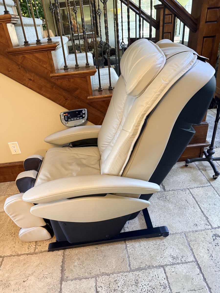 Panasonic Massage chair recliner