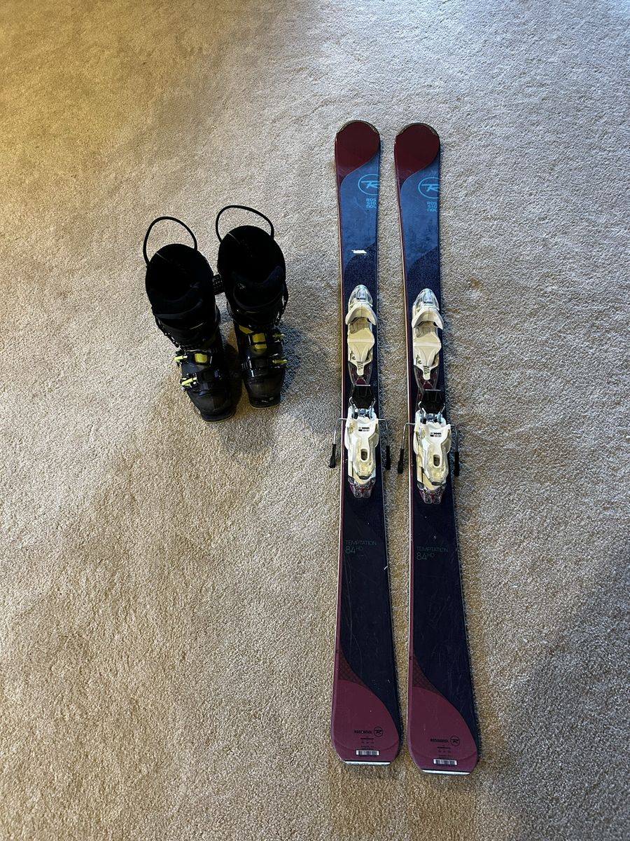Skis, bindings & boots set up!