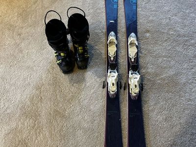 Skis, bindings & boots set up!
