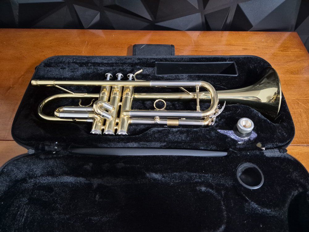 Jean Paul Trumpet TR 203177 -Gold Excellent Conditions!