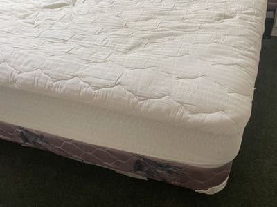 Queen Mattress And Box Spring