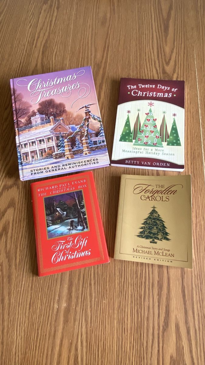 4 Christmas Books $5 each