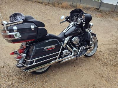 08 Custom Harley Davidson ultra classic hallmark trailer