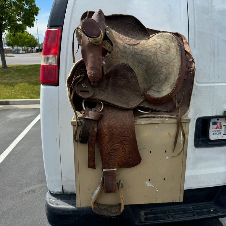 Vintage Western Saddle