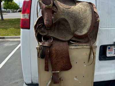 Vintage Western Saddle