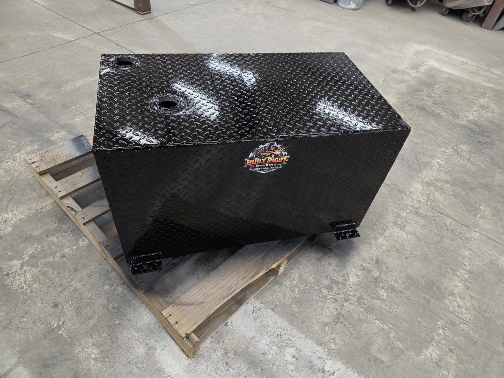 Main image 3