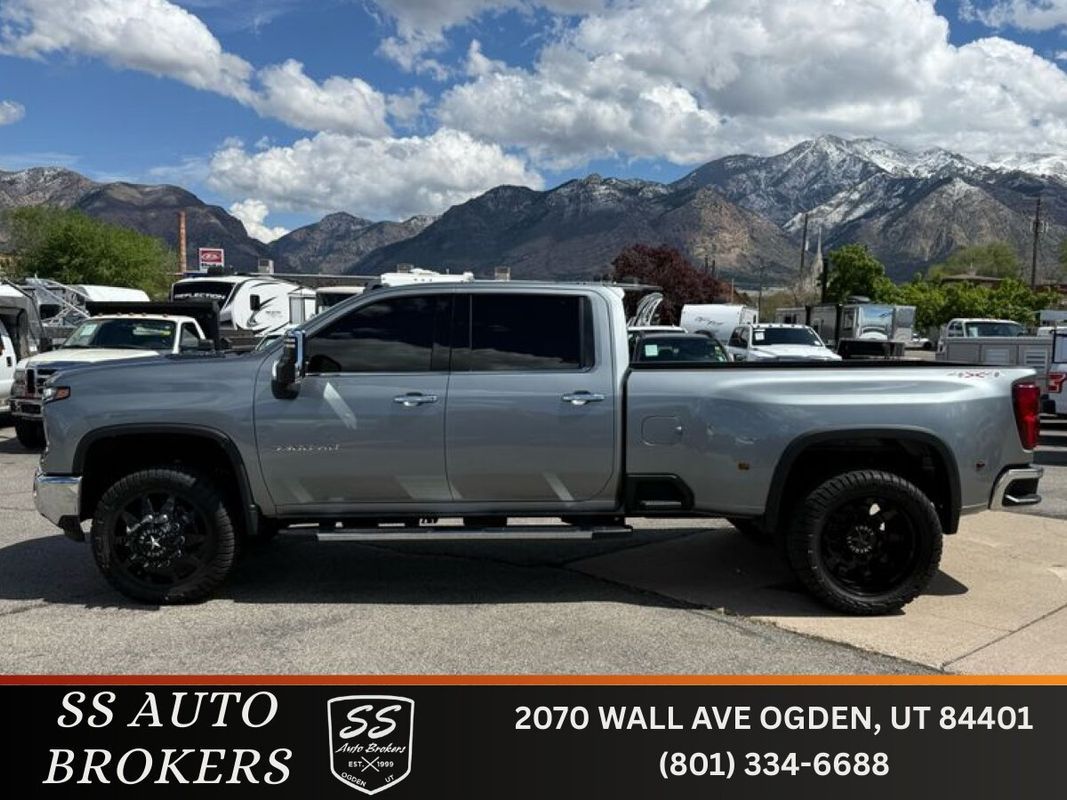 2024 Chevrolet Silverado 3500HD LTZ