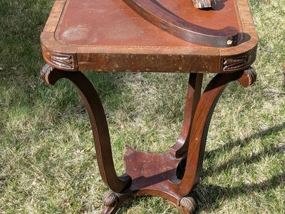 Antique End Table in need to repair