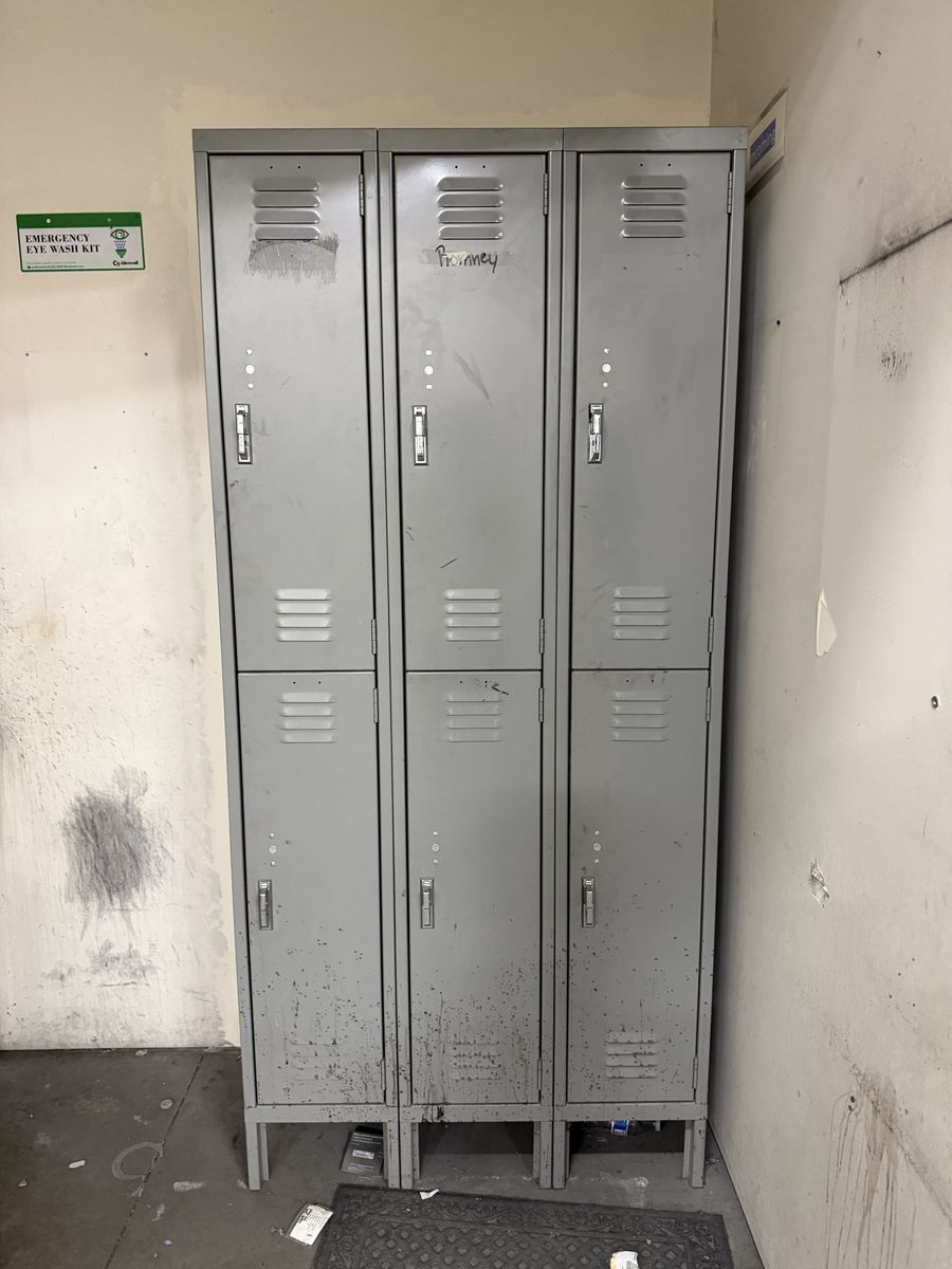 Metal Gym Lockers – Double Tier, 6 Compartments