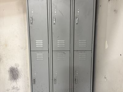 Metal Gym Lockers – Double Tier, 6 Compartments