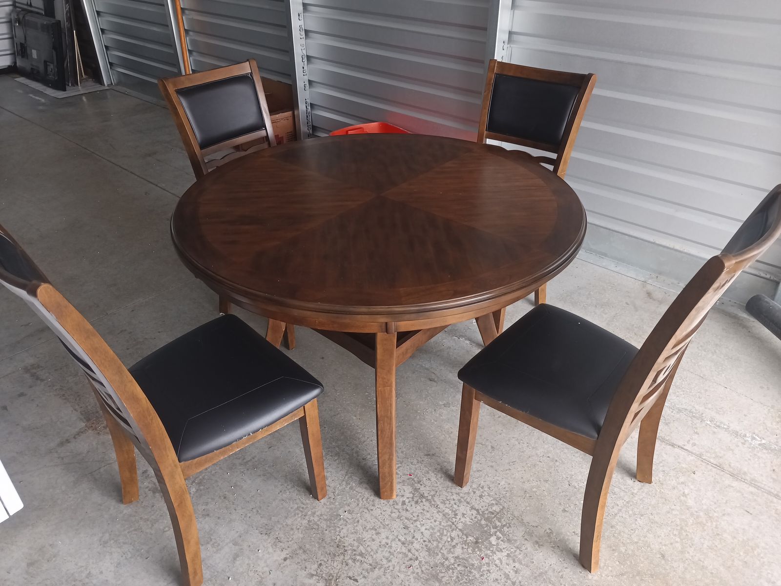 Kitchen Table And Chairs Beautiful