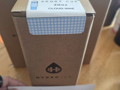 New in box 20 oz limited edition hydrojug sport Cloud Nine