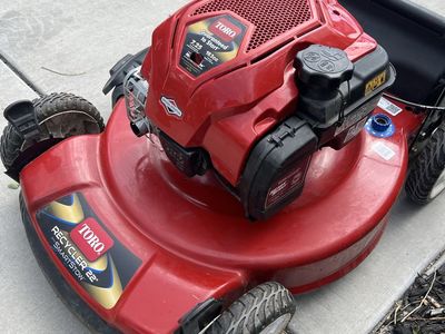 Toro self propelled lawn mower great shape