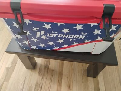 GRIZZLY 45 COOLER RED WITH BLUE & WHITE ACCENTS