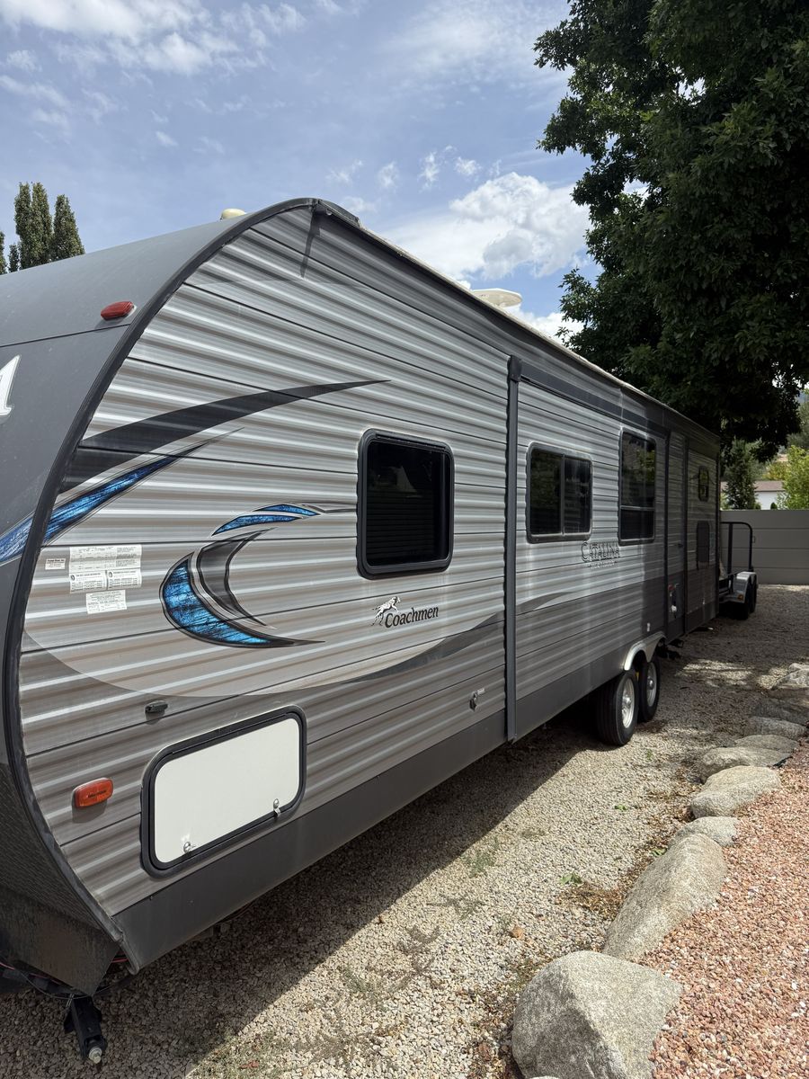 2018 Catalina 323BHDSCK with over $5000.00 in Upgrades available in Draper Utah
