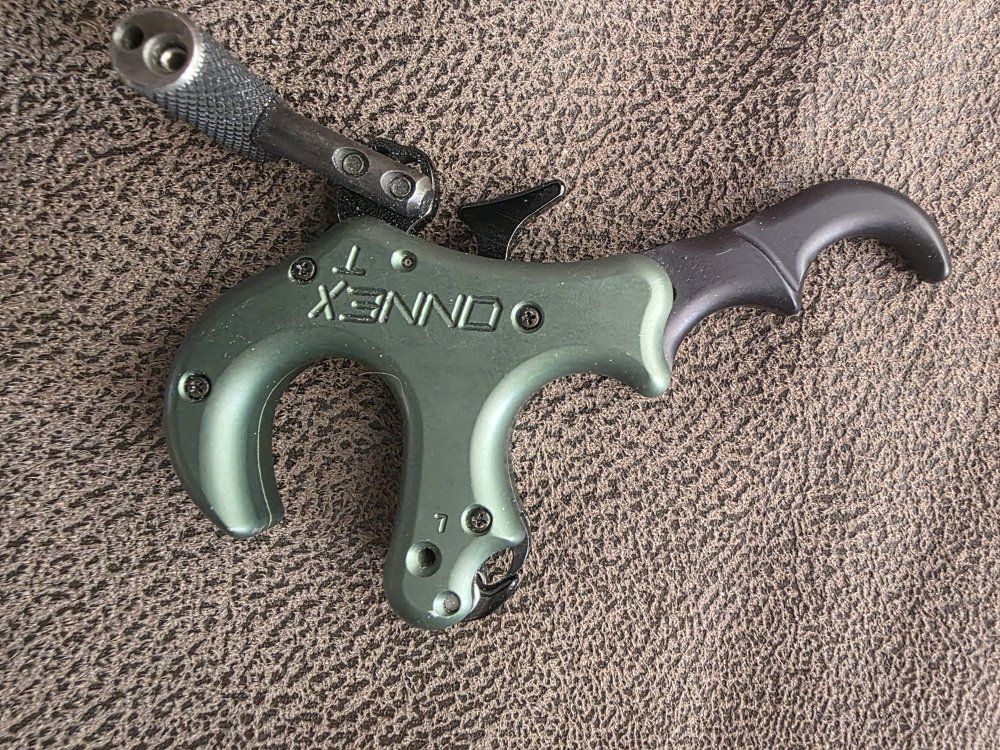 STAN ONNEX Hand-held "thumb"