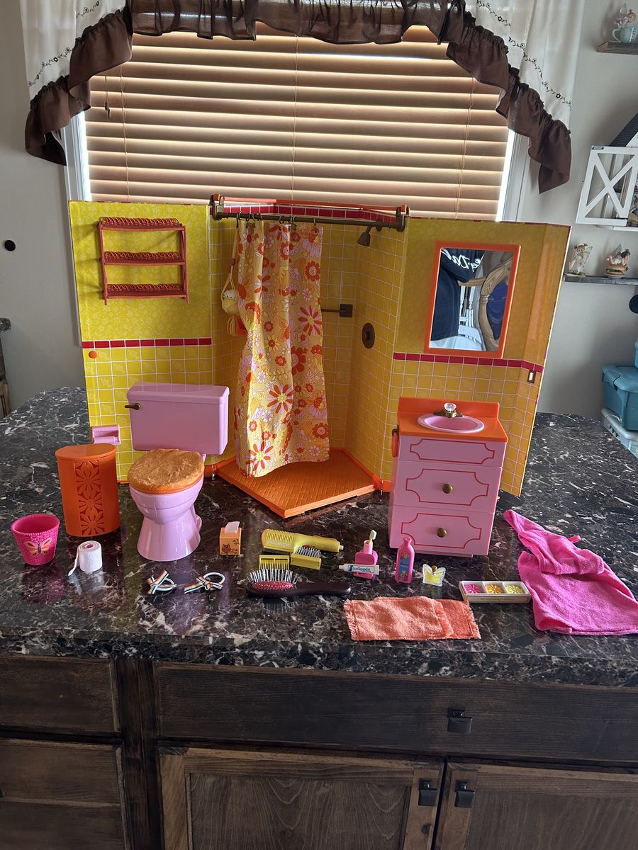 American Girl Doll Julie’s Groovy Bathroom for 18” Doll