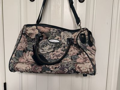 Floral Tapestry Travel Bag