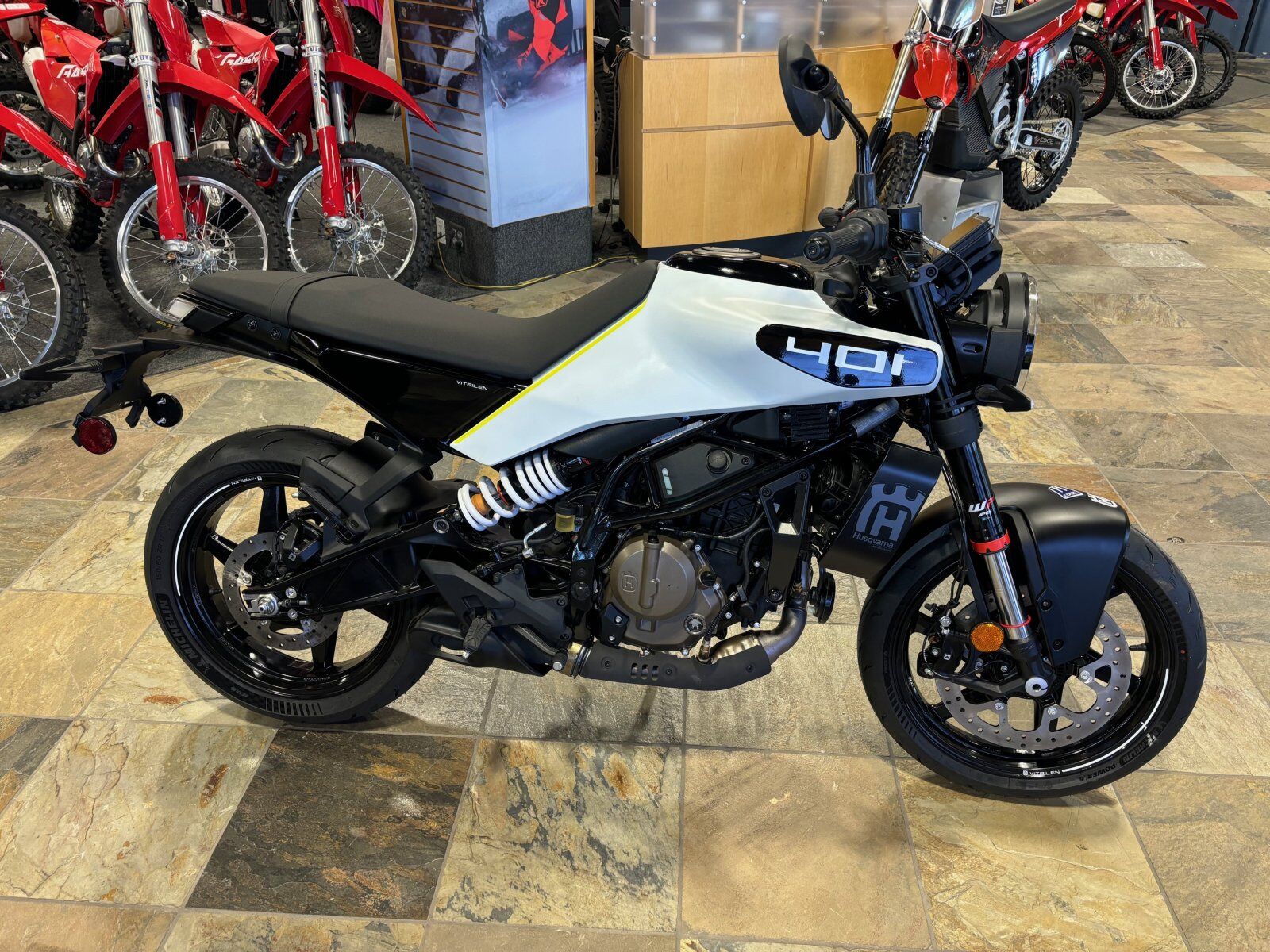 2024 Husqvarna Motorcycles VITPILEN 401
