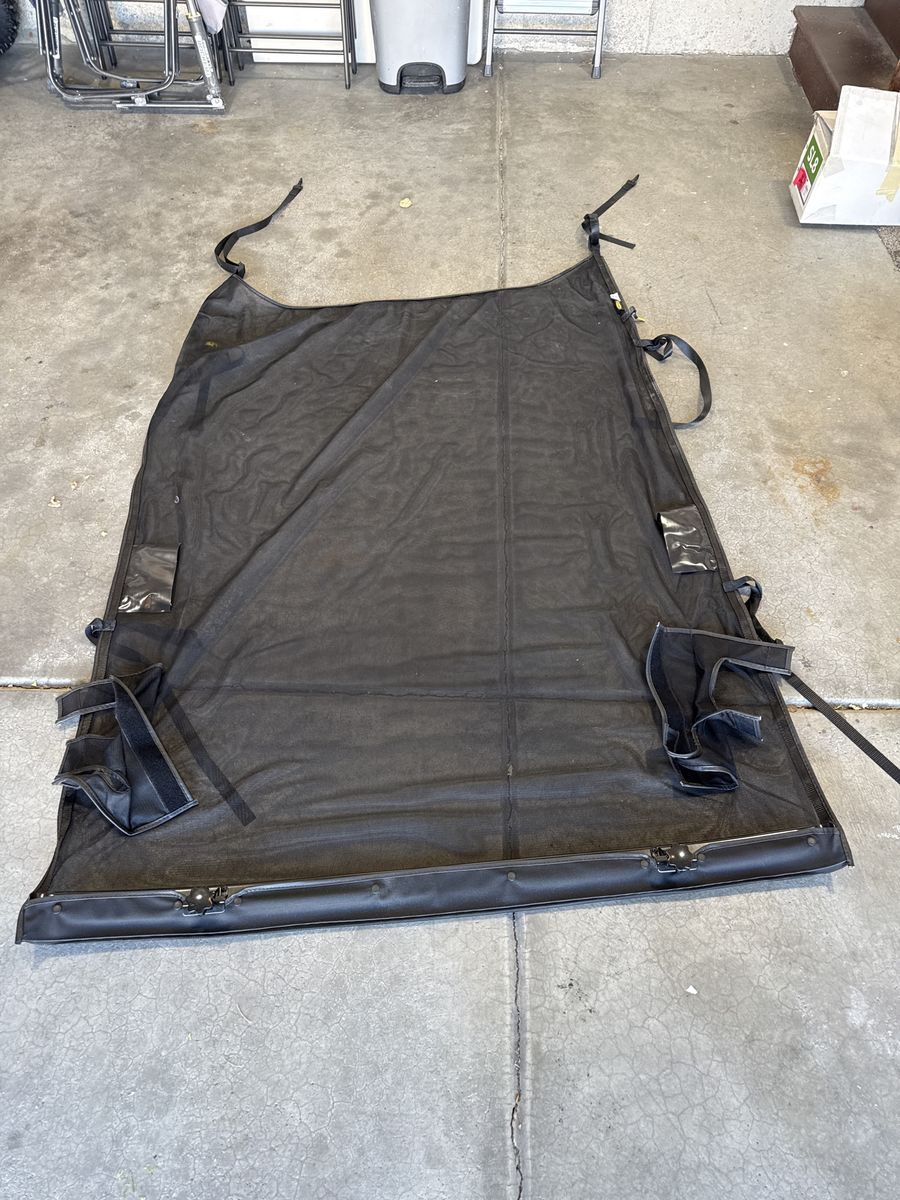 Jeep sunshade and grab bar handles
