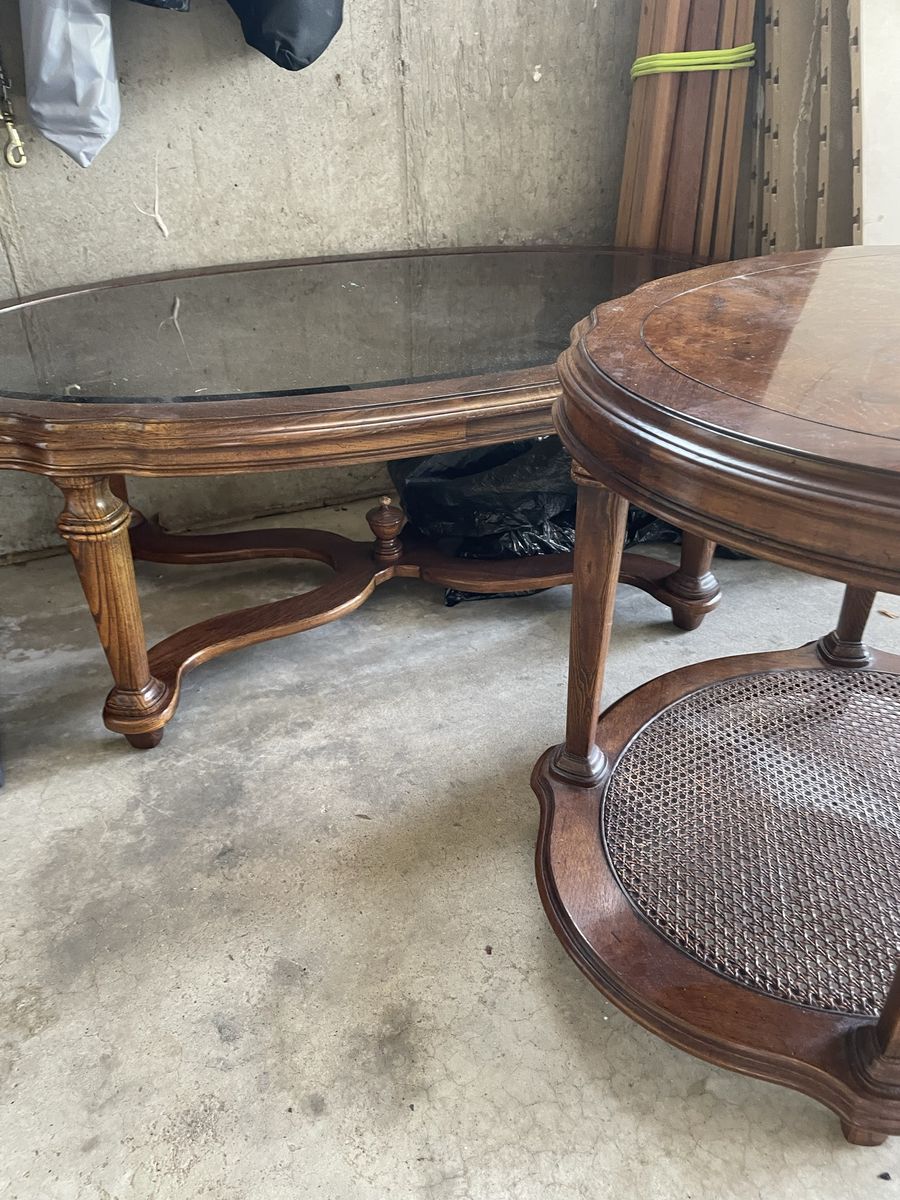 Vintage Ethan Allen Queen Anne Coffee & end Table