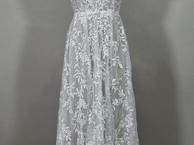 Simone Willoby by Watters Boho/Bridgerton Style Wedding Dress