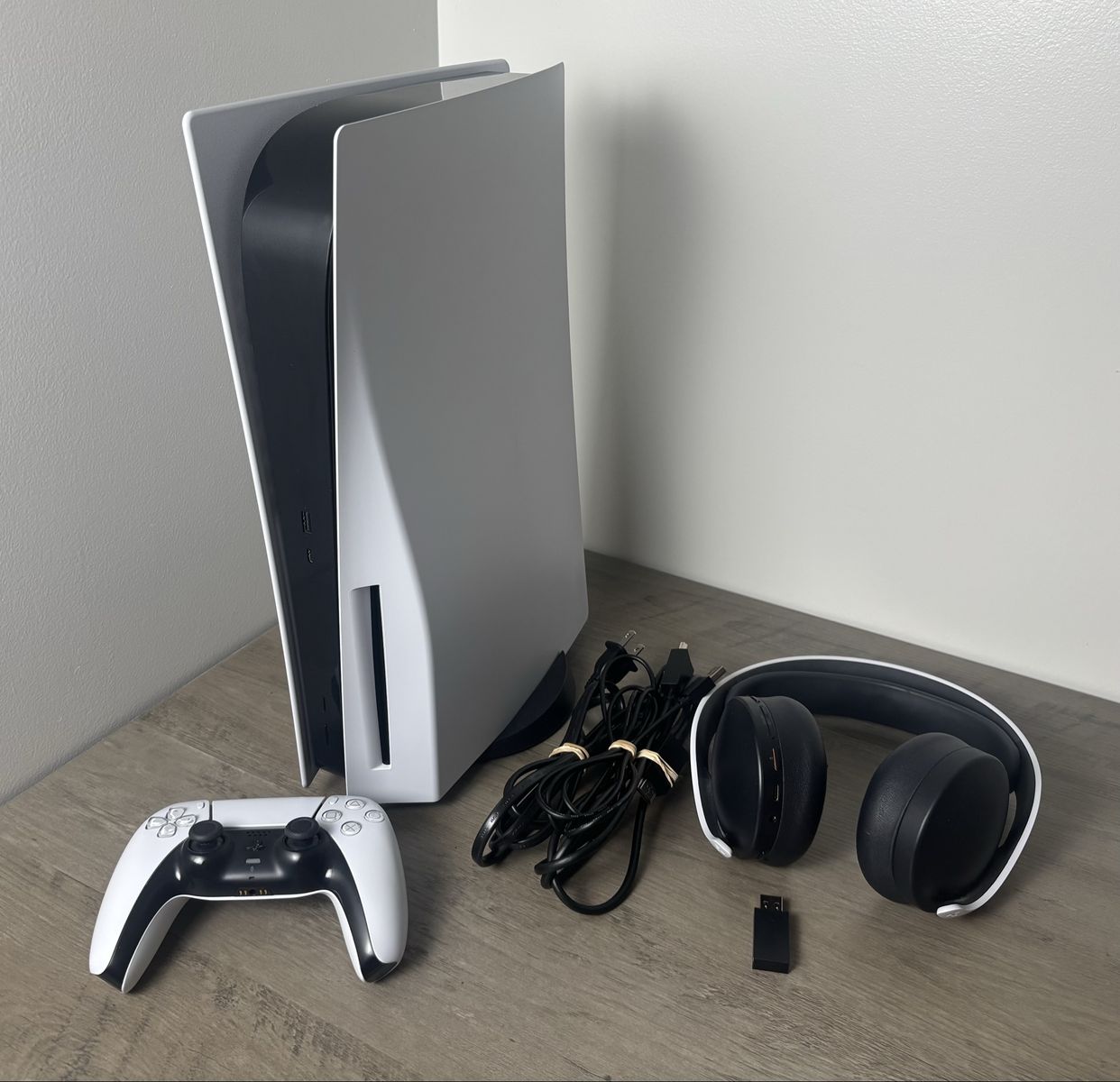 PlayStation 5 (PS5) Disc Edition 825GB
