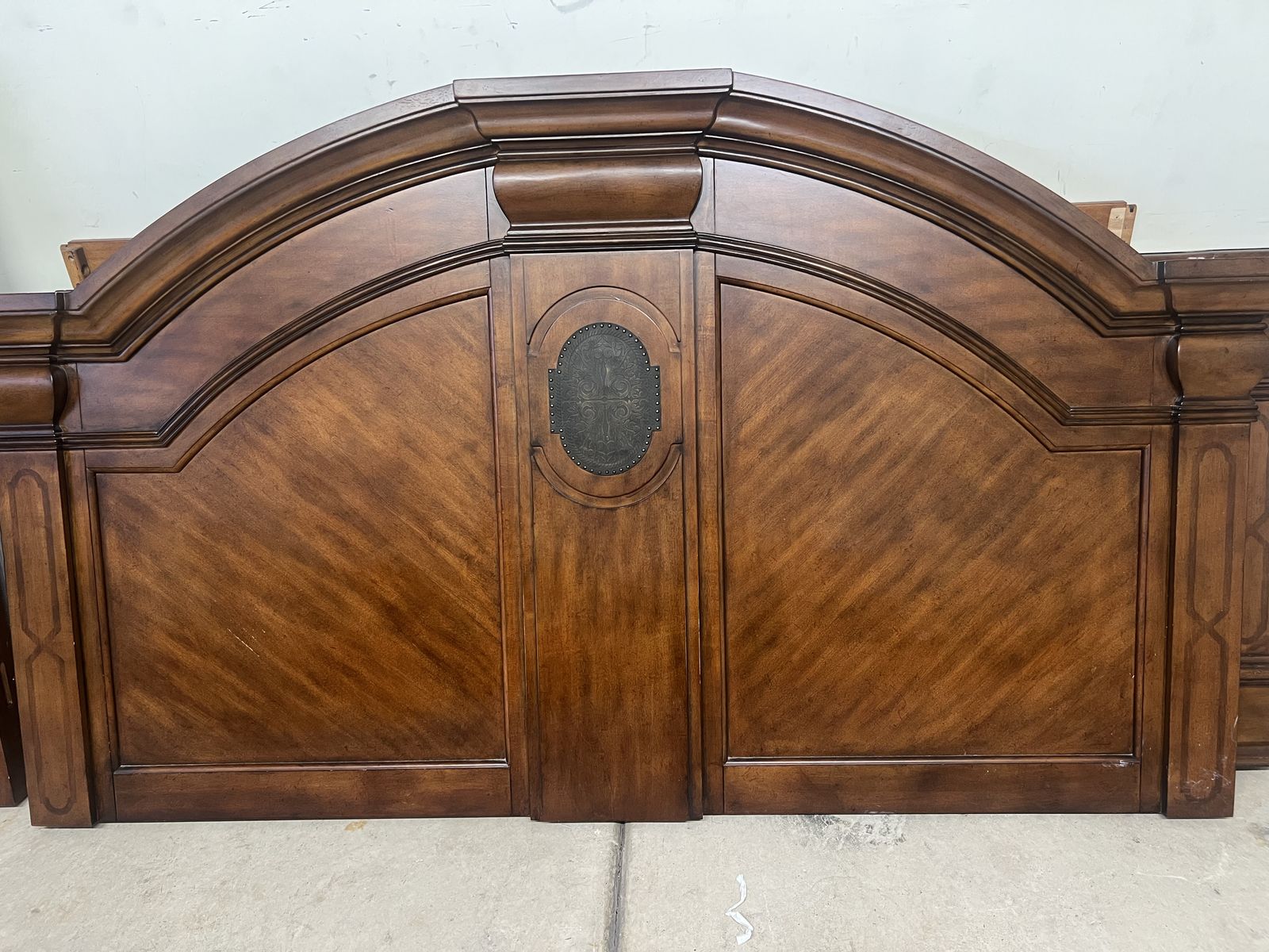 headboard And Footboard With Railings