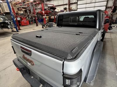 DiamondBack HD Truck Bed Cover for Jeep Gladiator (2020-2026), Black, Fully Functional