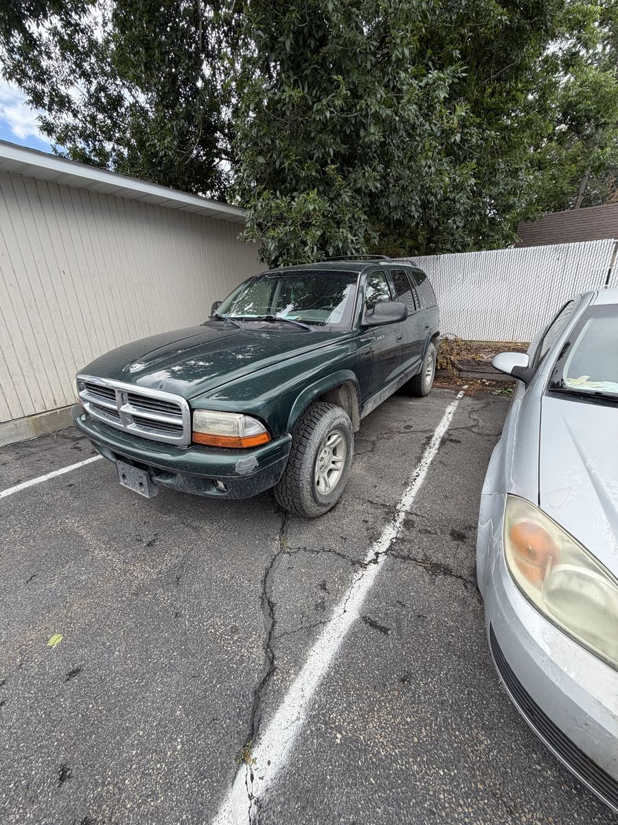 Green Dodge Durango SUV - Used Project Vehicle