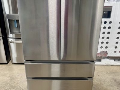 LG SMART FOUR DOOR FRENCH DOOR REFRIGERATOR