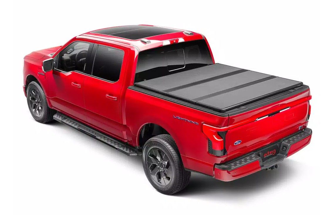 PART# 88702 EXTANG SOLID FOLD ALX HARD FOLDING TONNEAU COVER 5.5 2021-2026 F150