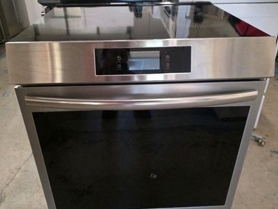 Frigidaire INDUCTION Electric stove