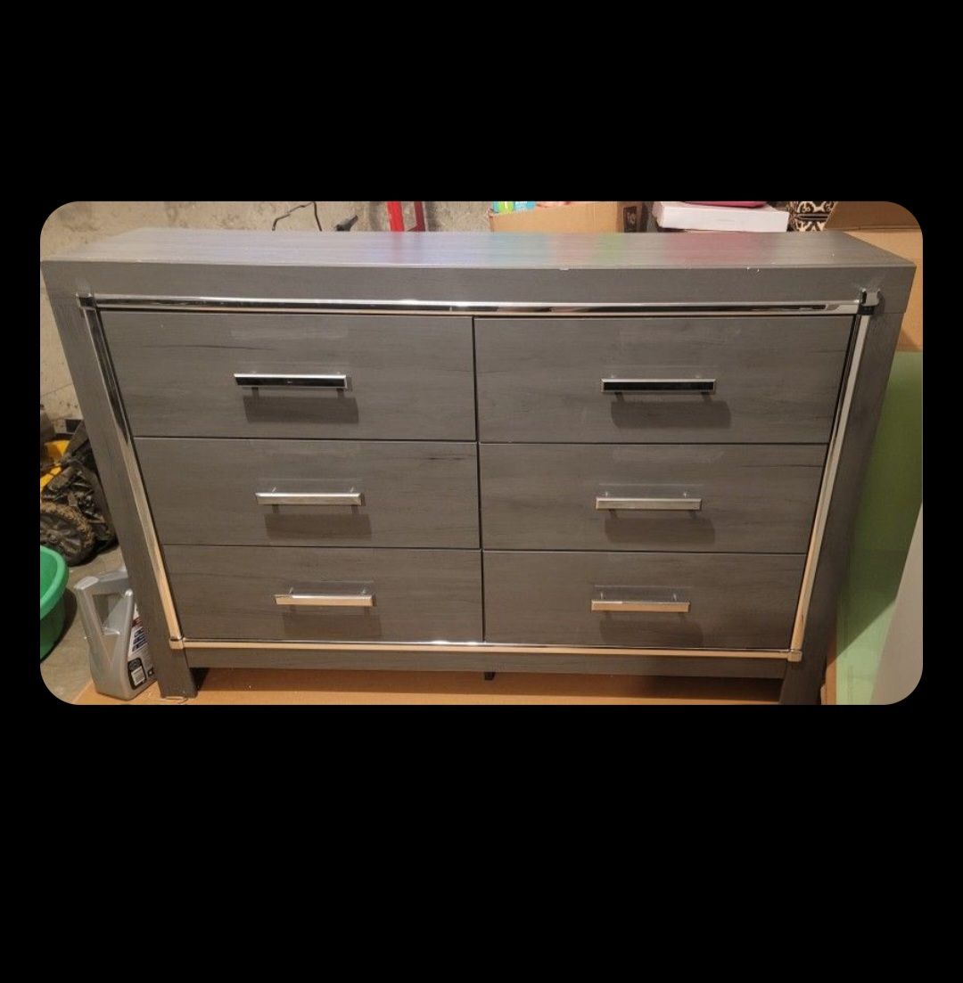 Gray 6 Drawer Dresser