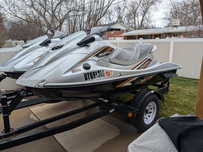 2011 Yamaha Waverunner VXR HO (High Output) Jet Skis