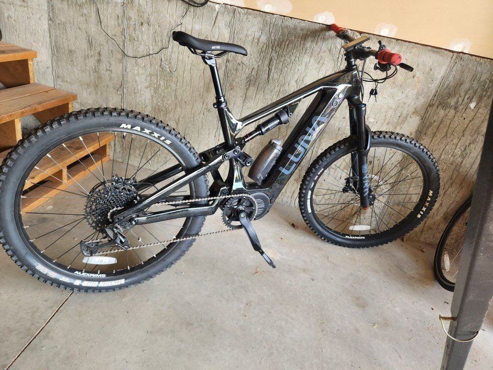 Luna Enduro Z1 eBike Medium - NEW