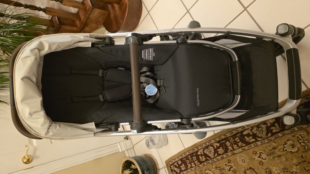 Uppababy Vista V3