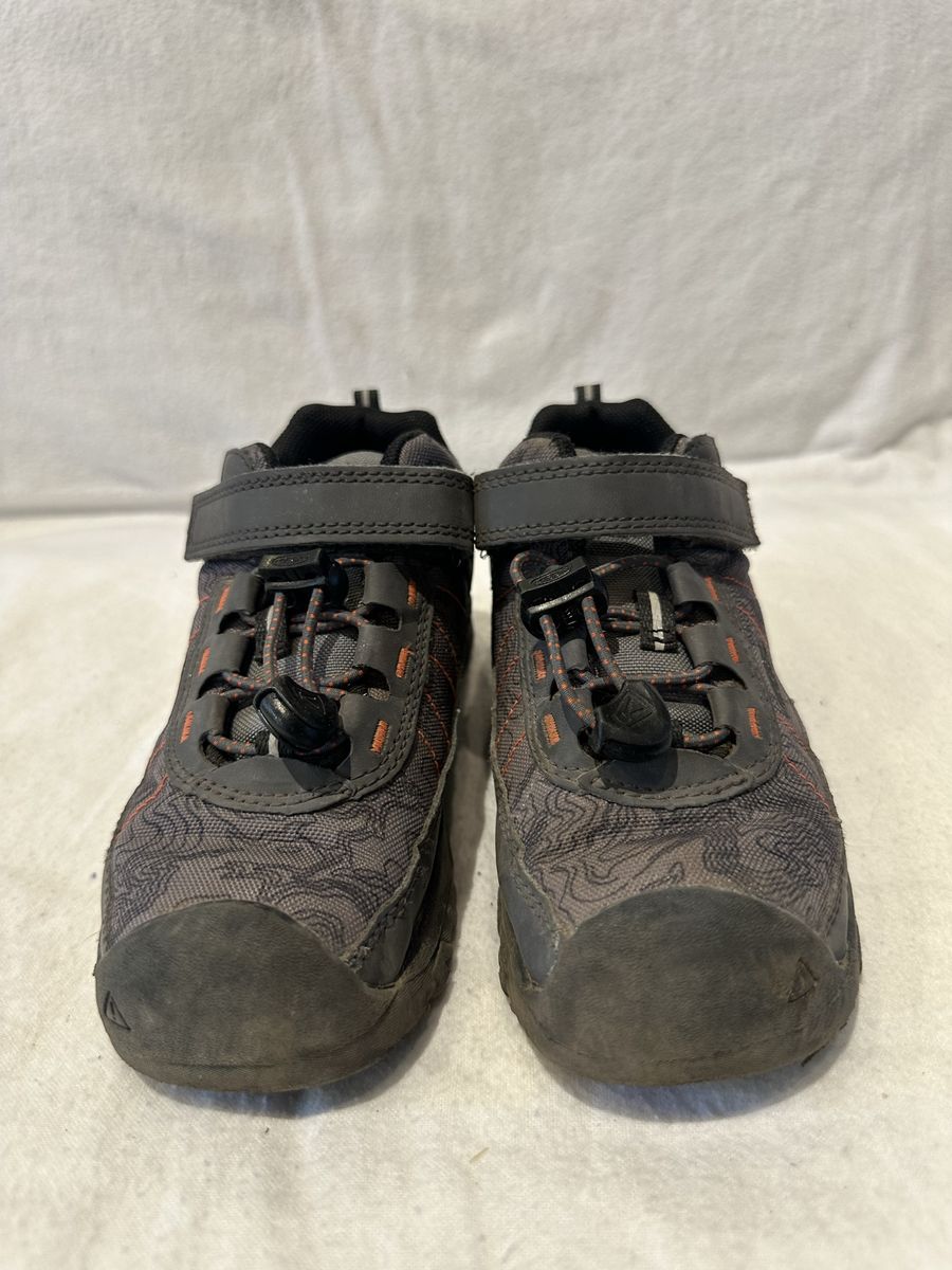 Keen toddler size 11 gray textile/leather with elastic laces, hiking shoes