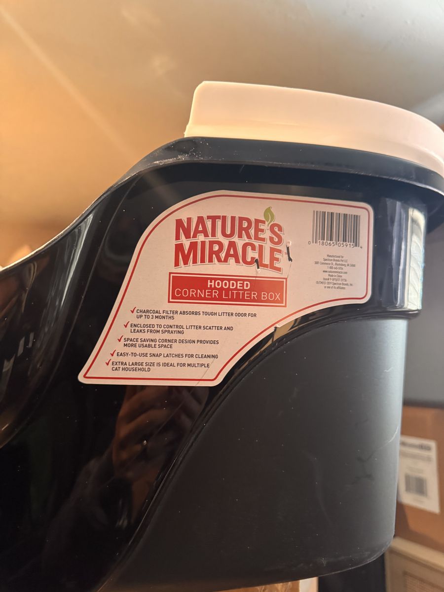 Nature’s Miracle Hooded Corner Litter Box, With Odor Control Charcoal Filter