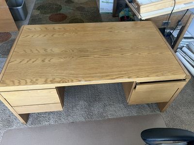 Oak Office Desk And Hutch