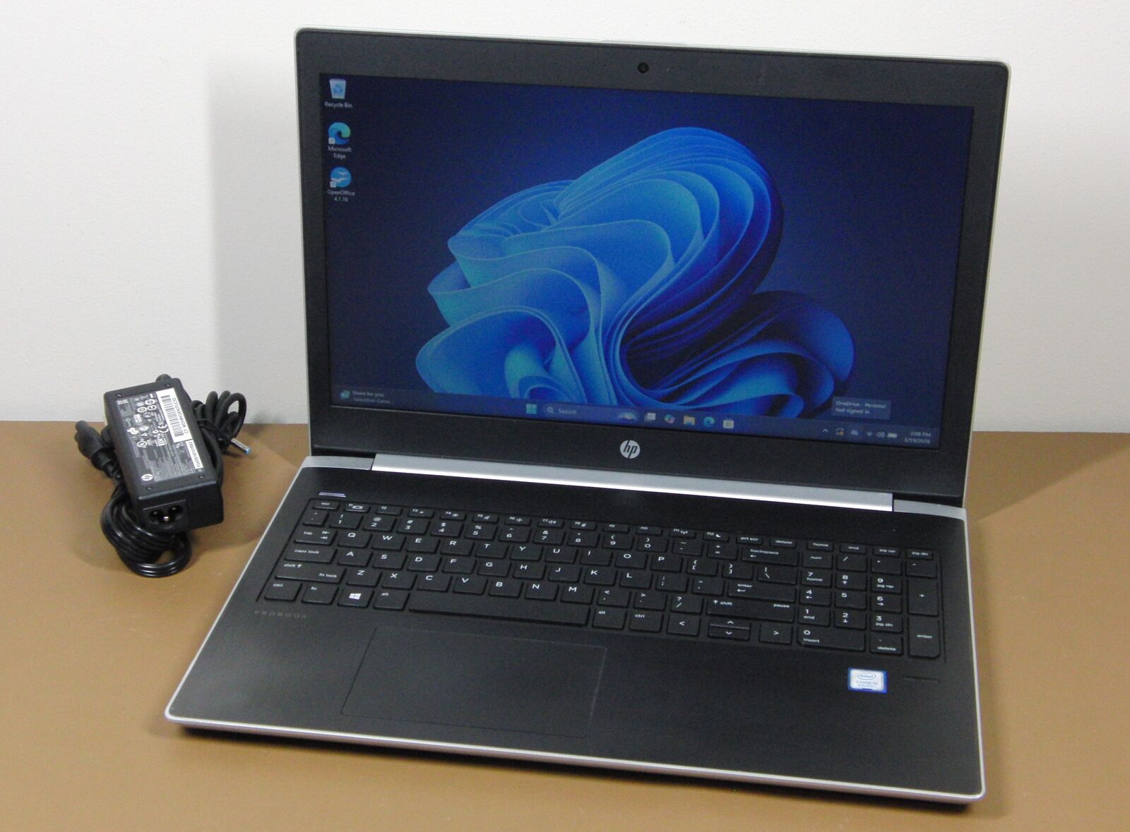 HP ProBook 450 G5 Laptop i5-8250u 256GB NVMe SSD 16GB