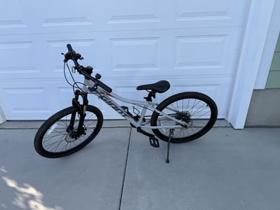 Giant XTC Mountain Bike Grey Youth