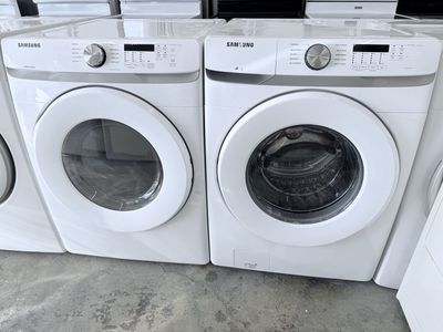 Samsung Washer And Dryer Electric /Stackable
