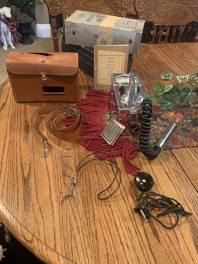 Profesdional Geiger Counter