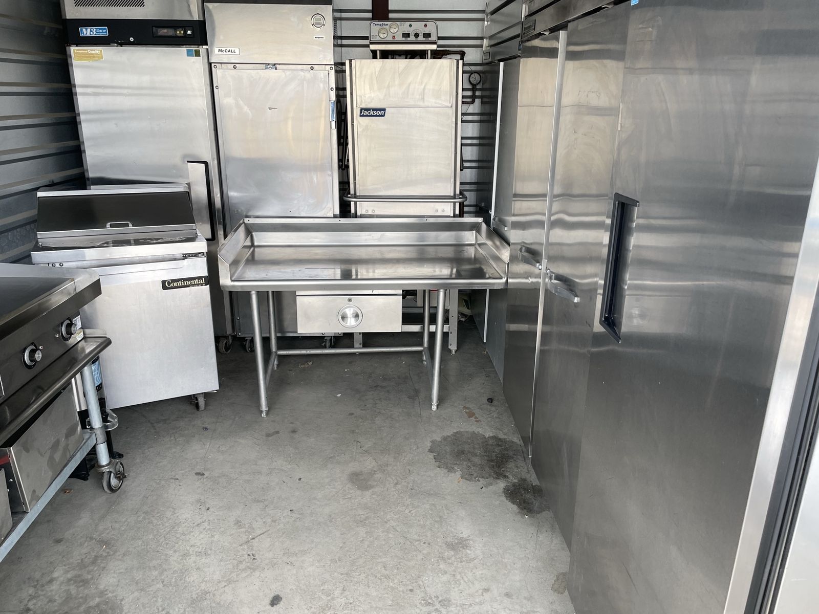 Main image 4