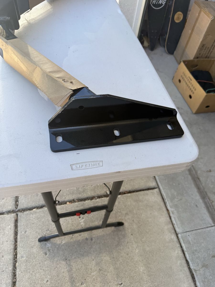 Main image 6
