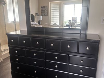 Large 6 drawer black dresser